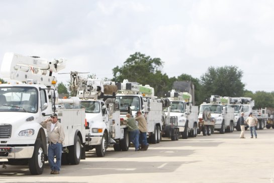 Houston's CenterPoint Energy Company has sent a crew of 60 to Moore, OK today.  Included is my lineman son-in-law, Luke Taylor.